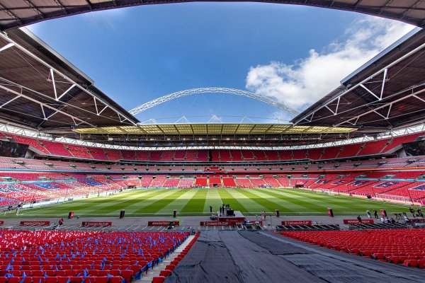 Reporter: Chelsea vs. Manchester United s Women s FA Cup final sold 85,000 tickets, surpassing men s