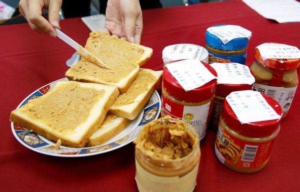 Healthy women have liver cancer after eating peanut sauce and toast for breakfast. Nutritionist: Peanut sauce is a 