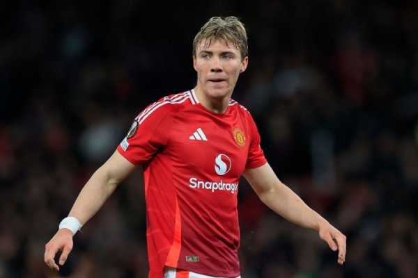Dimazio: Inter Milan is interested in Hoylen but is waiting for the new coach Zivo s opinion and may also sign Bonnie