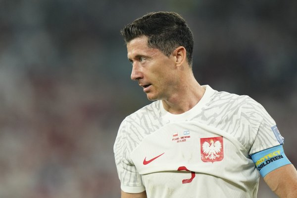 Palace fight? Polish media: Captain Lewandowski is withdrawn, and Polish players feel that they are being used by & to deny participating in the decision