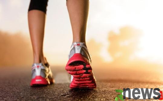 How to maintain sports shoes?