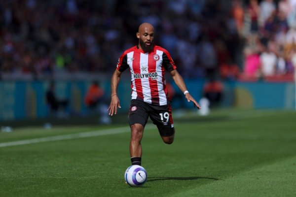 Manchester United s third offer of Mbemo for 70 million pounds, and is confident that Brentford will accept it