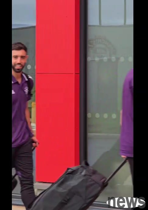 Manchester United Media posted videos of players gathering, and will play against West Ham, Bournemouth and Everton in the United States