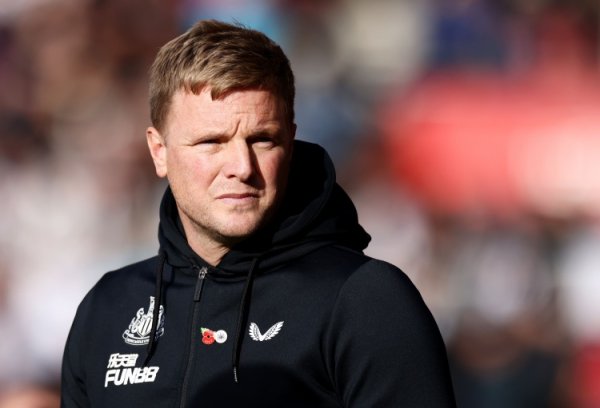 Deeply involved in the rumors of leaving the team👀Eddie Howe: Isaac hopes to stay in Newcastle and heal as soon as possible