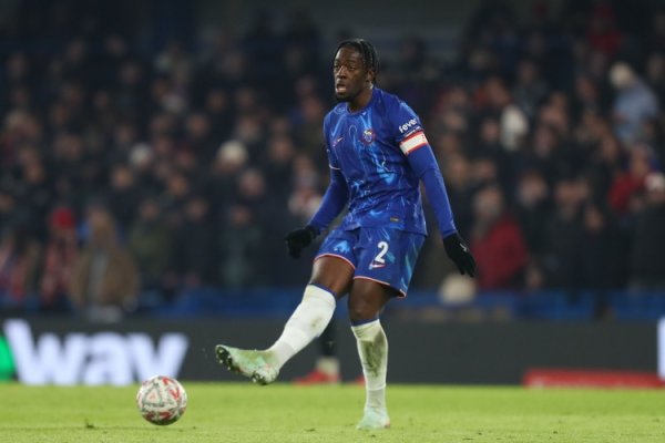 Reporter: Monaco negotiates with Chelsea on loan, and the Blues hope to sell players permanently