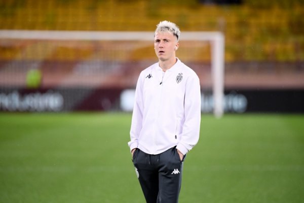 French media: Monaco midfielder Golovin is injured for one month and will be out of the Champions League vs. Bruges and Manchester City