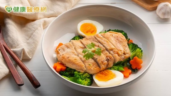 Eat chicken breast directly from the supermarket? Nutritionist: Vacuum packaging may also contain botulinum gluten, 1 extra action to reduce the risk of poisoning