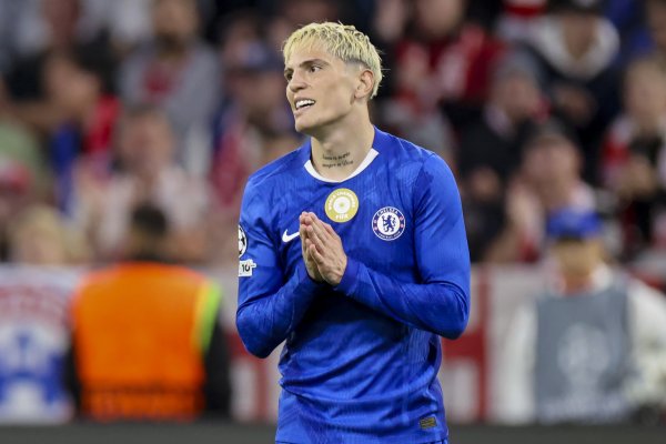 Sun: Some Manchester United players feel sorry for Garnacho s experience and think he is just being led to the wrongdoing