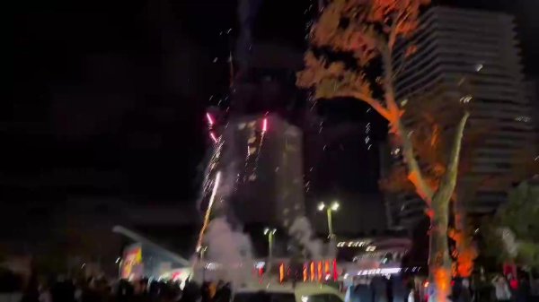 Cause trouble at 3 am 😨The Sun: Galatasaray fans set off fireworks outside the hotel in Liverpool